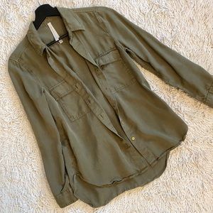 The Group By Babaton Utility Button-up